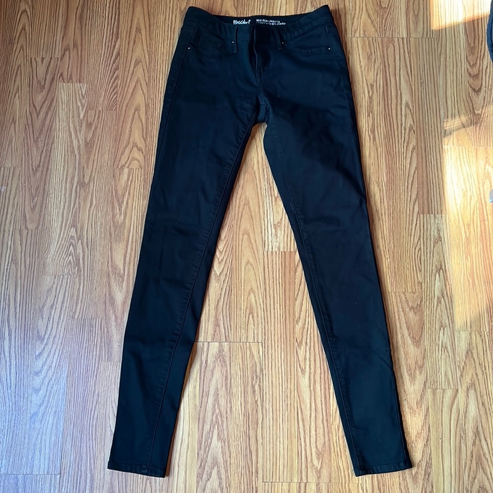 Women’s Skinny Black Jegging Size 2